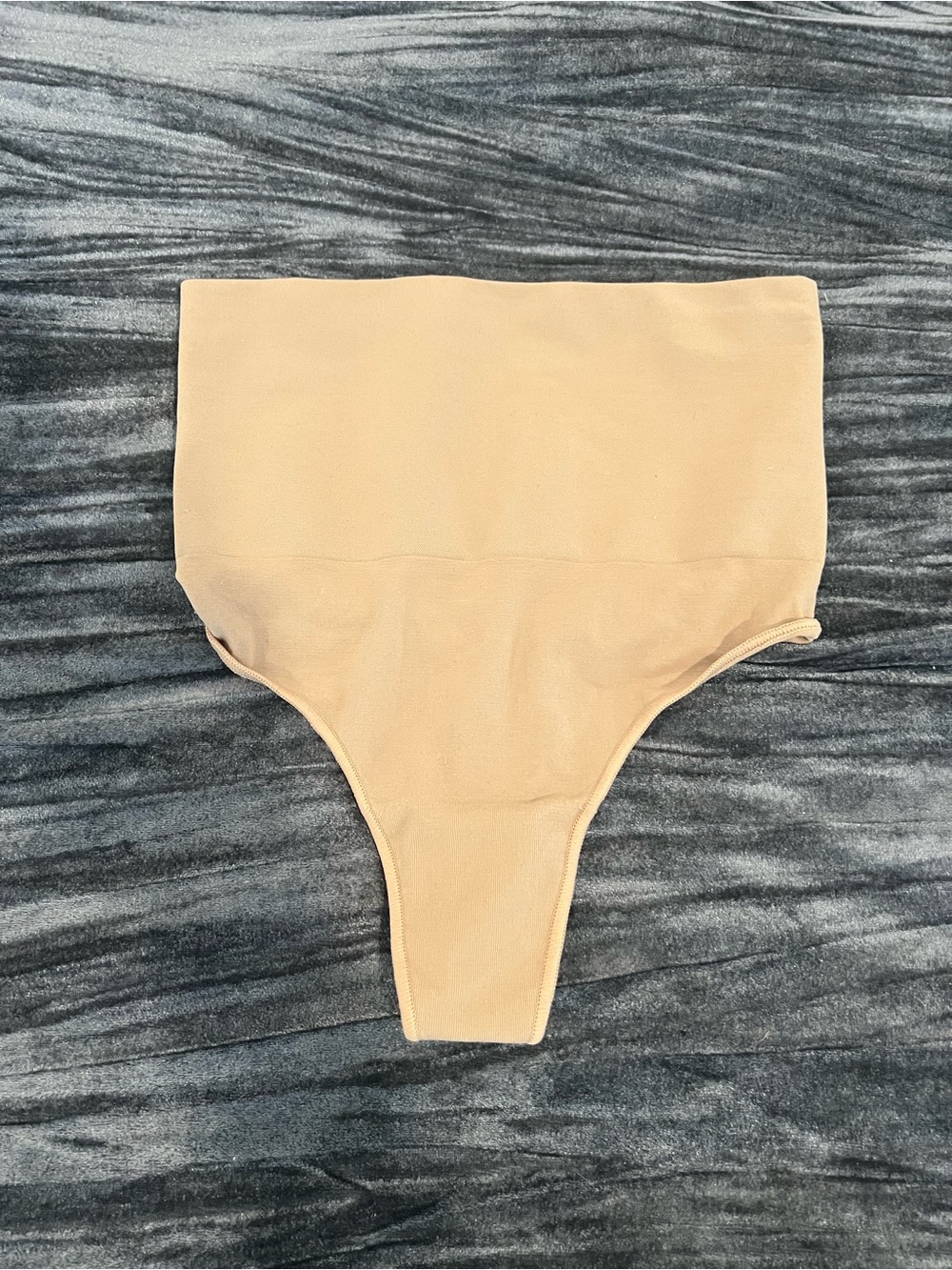 Skims High-Waist Nude Shapewear Bottoms - Stretch Seamless Brief Size L/XL